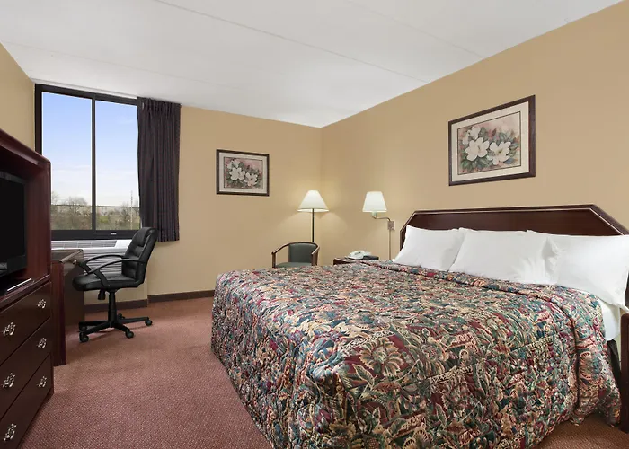Days Inn By Wyndham Hagerstown I-70