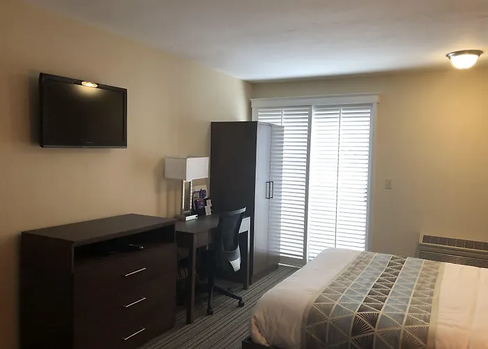 Good Living Inn