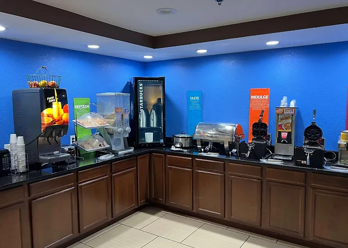Travelodge By Wyndham Fort Wayne North