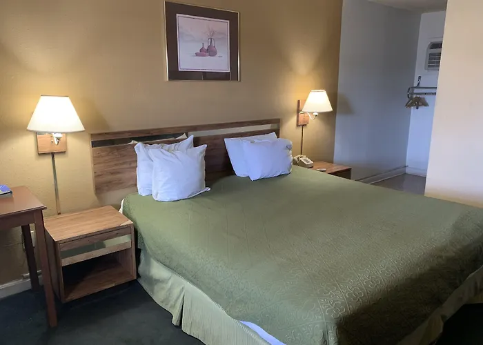 La Vista Inn