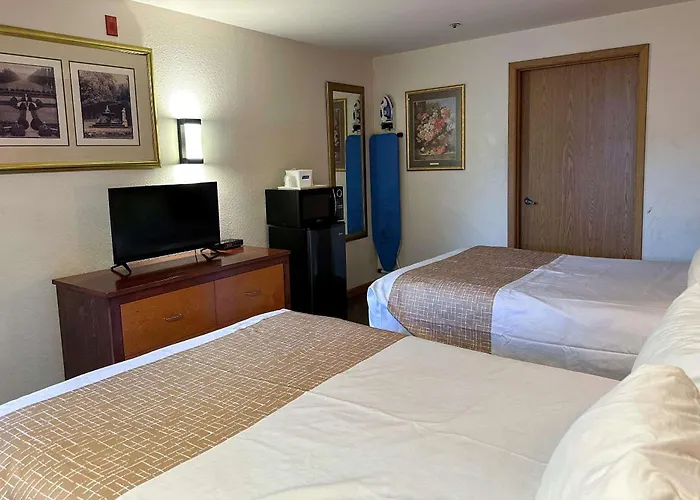 Econo Lodge Edmonds North Seattle