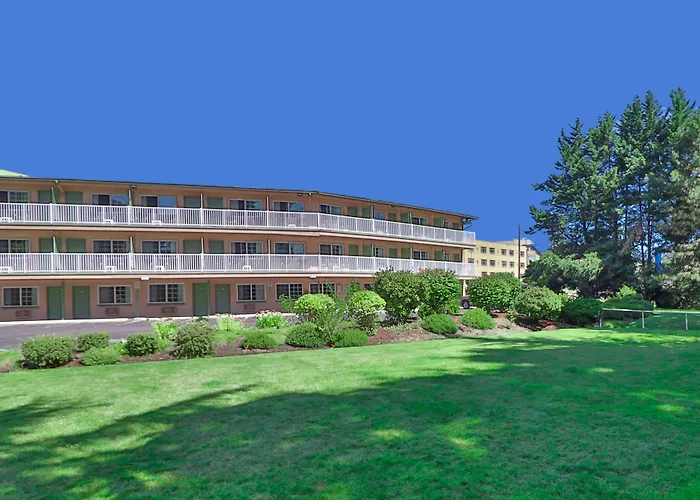 Riverfront Inn Roseburg