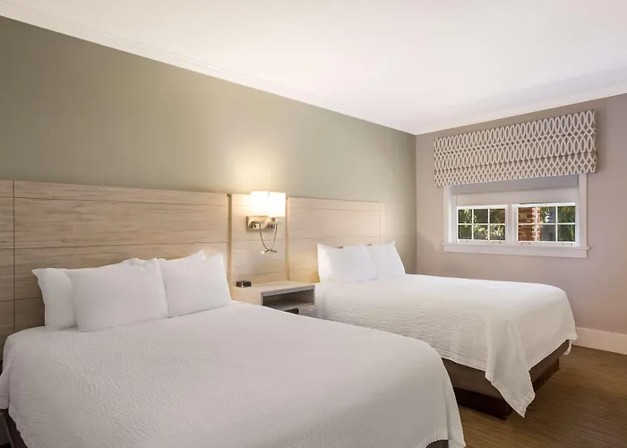Best Western Sea Island Inn