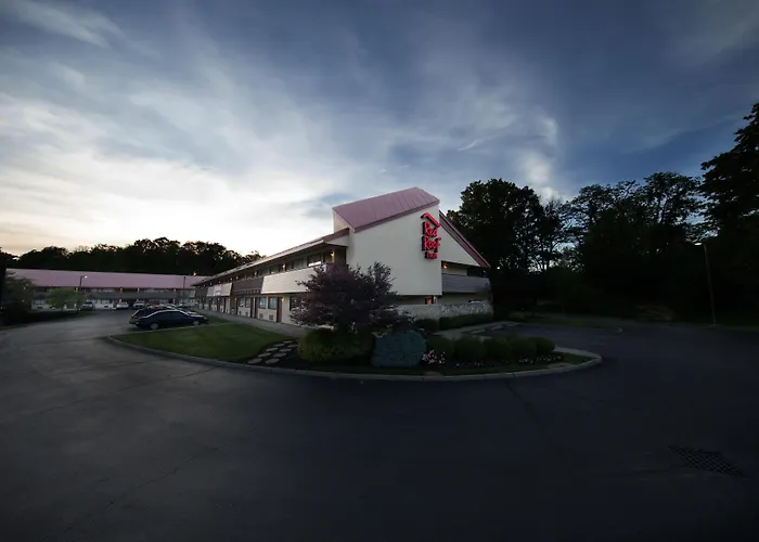 Red Roof Inn Cincinnati Northeast - Blue Ash