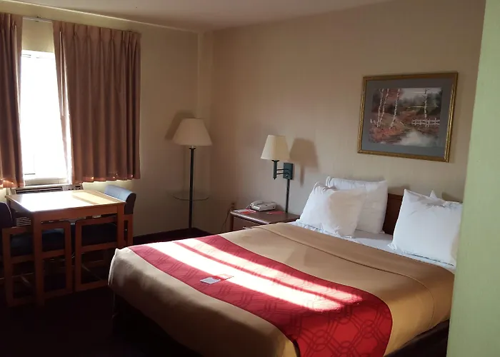 Econo Lodge Painted Post - Corning