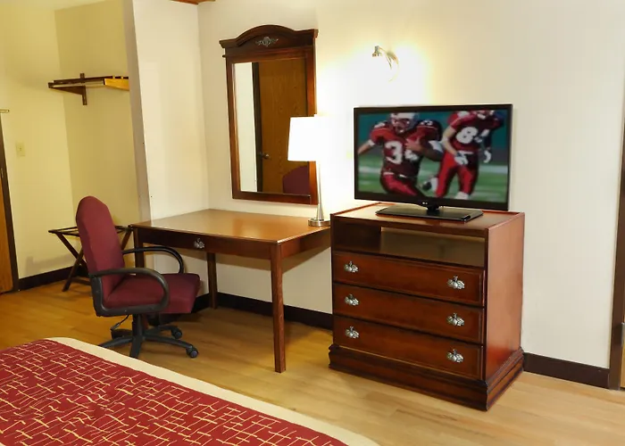 Town House Hotel - Grand Forks