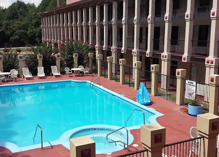 Super 8 By Wyndham College Park/Atlanta Airport West