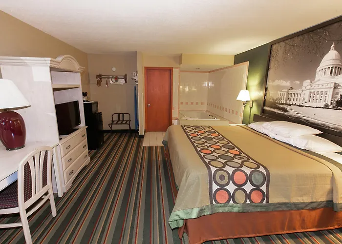 Super 8 By Wyndham Jacksonville Ar