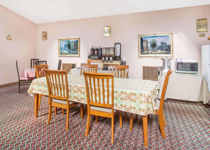 Knights Inn Endwell