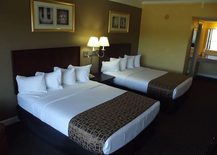 Ambassadors Inn & Suites