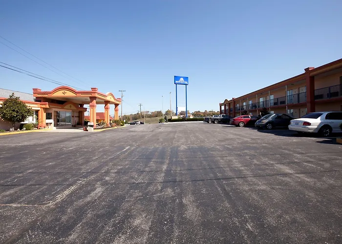 Americas Best Value Inn & Suites Williamstown