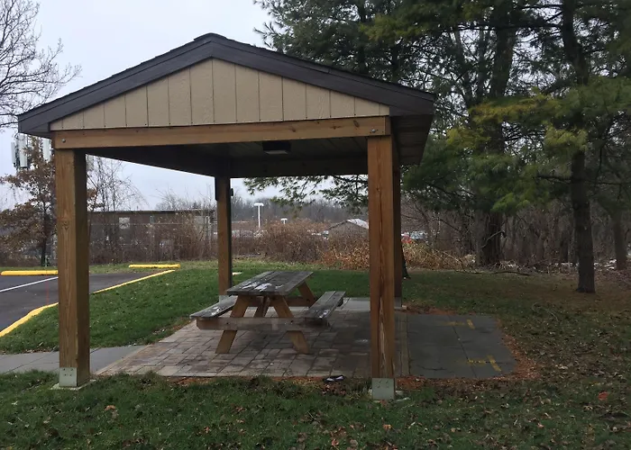 Americas Best Value Inn-Pittsburgh Airport