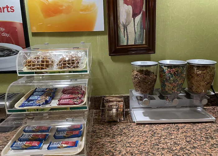 Econo Lodge Huntington - Barboursville University Area
