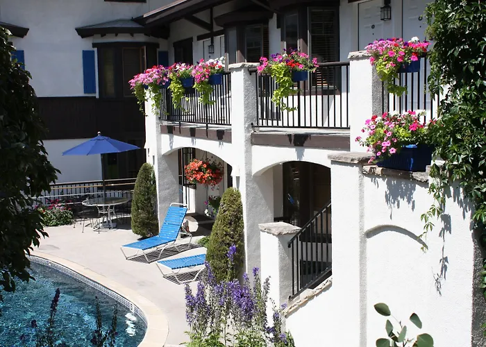 St Moritz Lodge And Condominiums