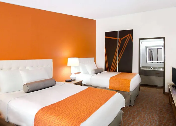 Howard Johnson By Wyndham Wilmington