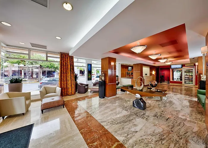 Hotel Courtyard By Marriott San Juan Miramar