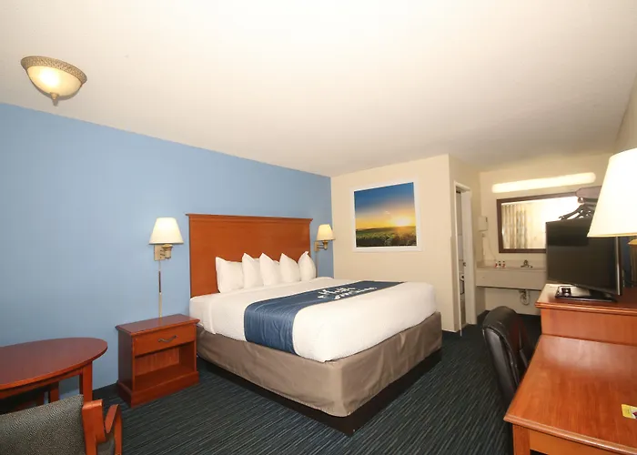 Days Inn By Wyndham Winston Salem North
