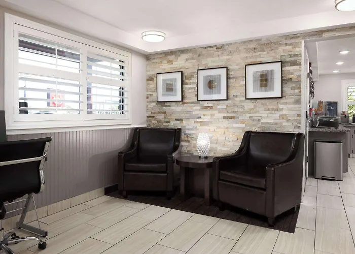 Ramada By Wyndham Medford Airport North
