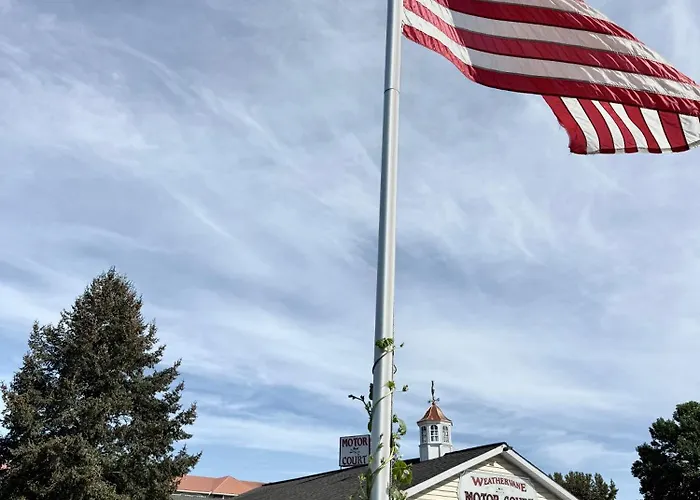 Weathervane Motor Court
