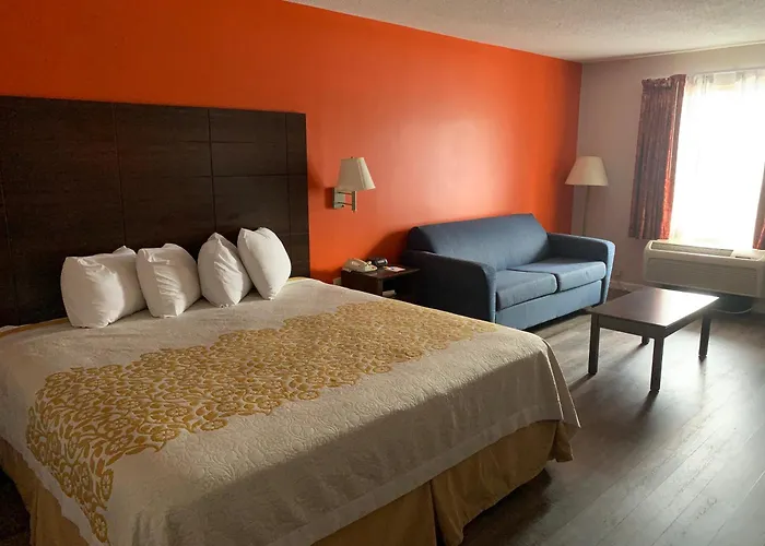 Days Inn By Wyndham Clinton