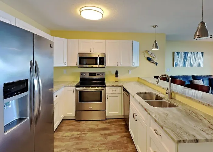 Put-In-Bay Waterfront Condo #211