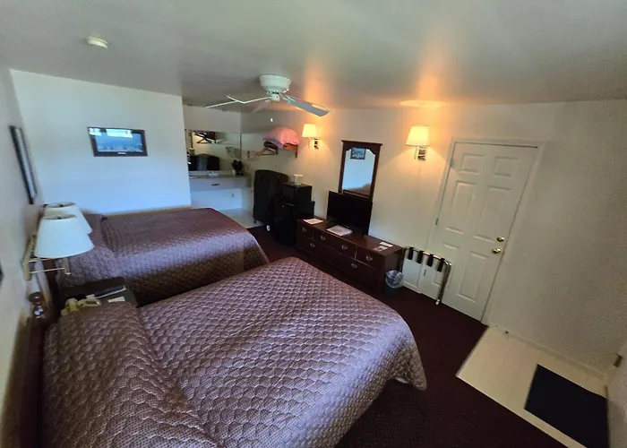 Lake View Motel
