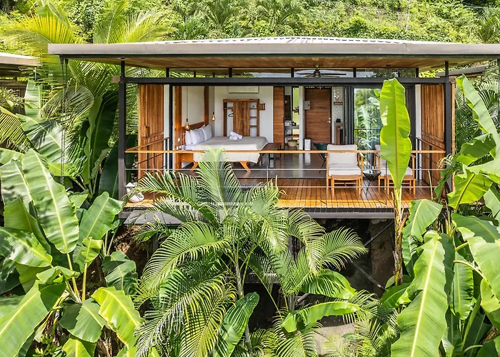 The Green House, Santa Teresa - Adults Only
