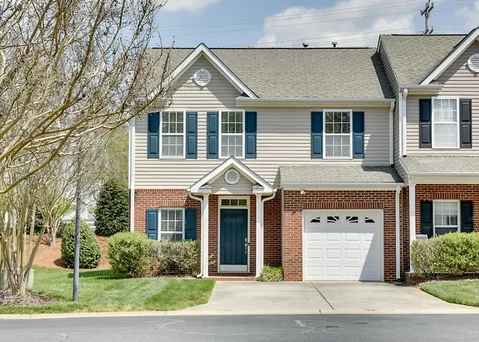 Inviting High Point Townhome With Patio + Privacy!