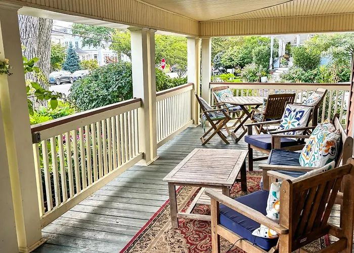 Spacious Home ~ 4 Blocks To Asbury Park Beach!