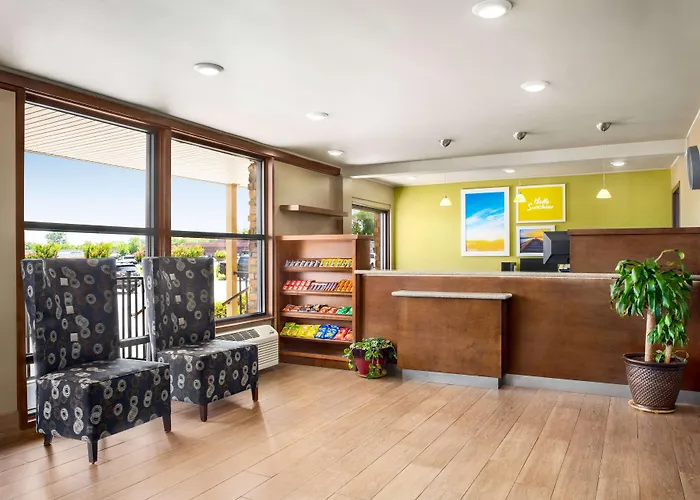 Days Inn By Wyndham Paris