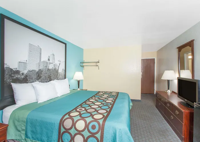 Super 8 By Wyndham Sallisaw