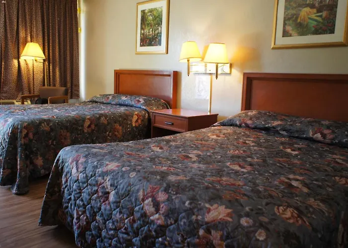 Executive Inn & Suites