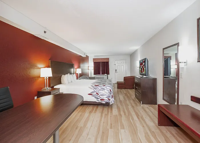 Red Roof Inn & Suites Rome