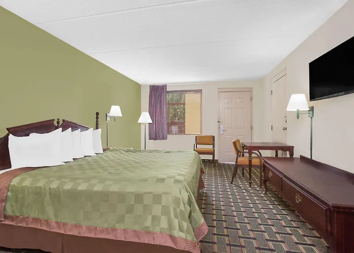 Days Inn By Wyndham Eufaula Al