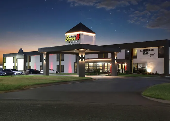 Super 8 By Wyndham Wichita South