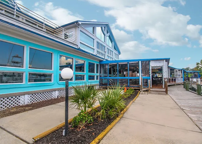 Harbourgate Marina Club