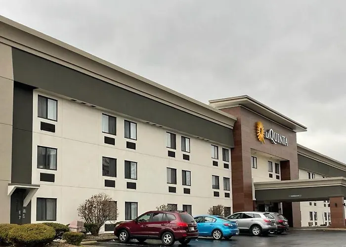 La Quinta Inn By Wyndham Indianapolis Airport Executive Dr