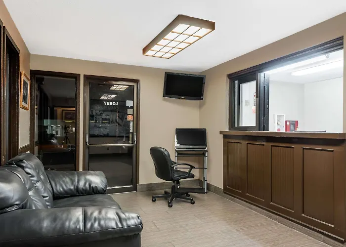 Super 8 By Wyndham Columbus Edinburgh