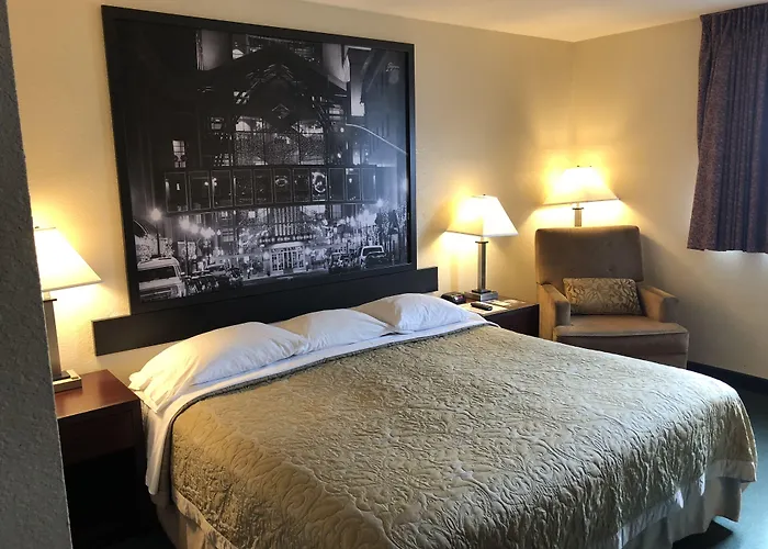 Super 8 By Wyndham Spokane Valley