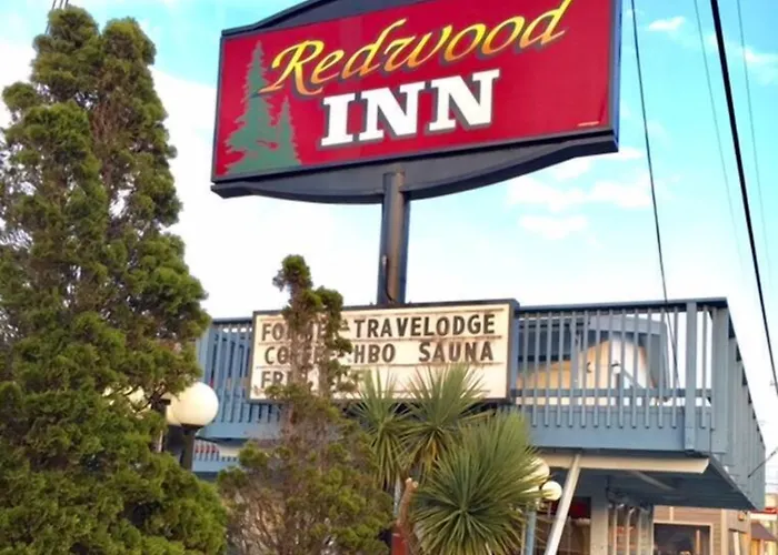 Redwood Inn