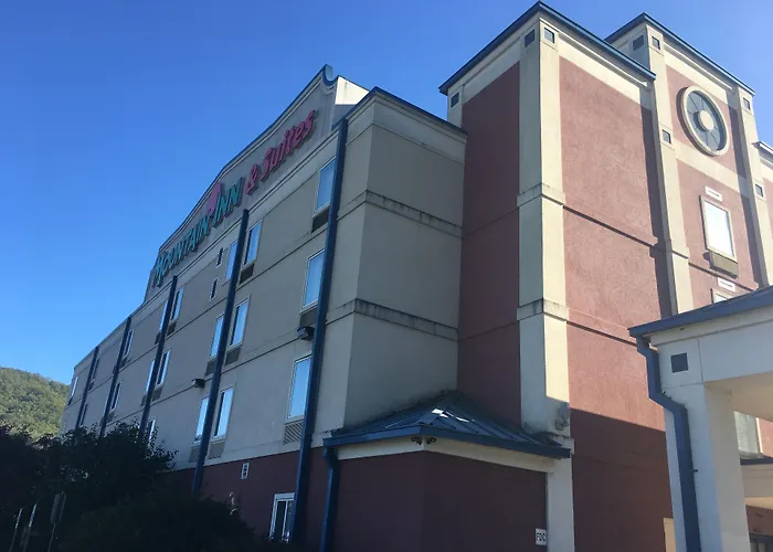 Mountain Inn & Suites