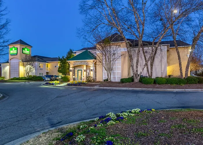 Hometown Atlanta Ne - Peachtree Corners