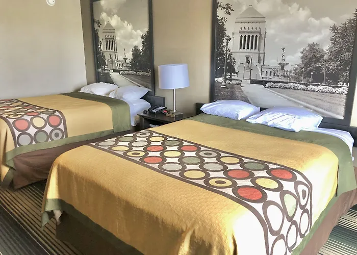 Super 8 By Wyndham Indianapolis South