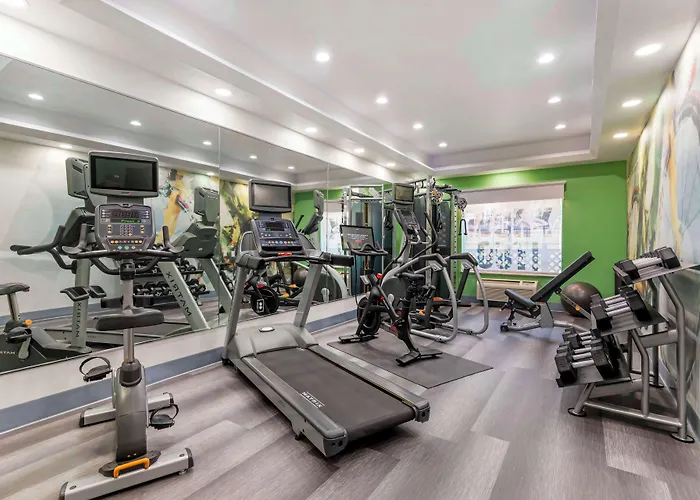 Best Western Plus Lake Lanier Gainesville Hotel & Suites
