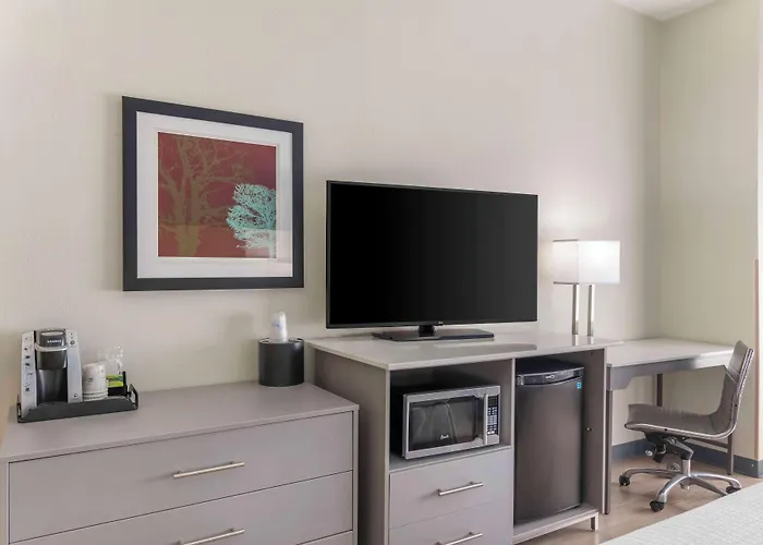 Best Western Plus Lake Lanier Gainesville Hotel & Suites