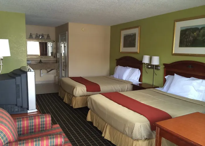 Newport News Inn