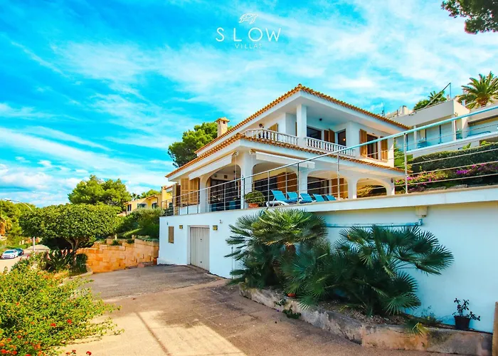 Villa Monsita By Slow Villas