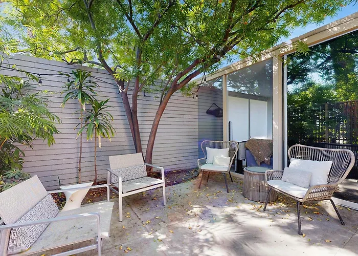 Racquet Club Cottage Permit# 271