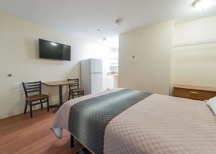 Studio 51 Extended Stay Hotel