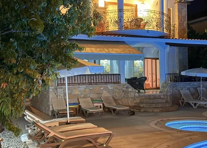 Stunning Villa Ahmet In Dalyan